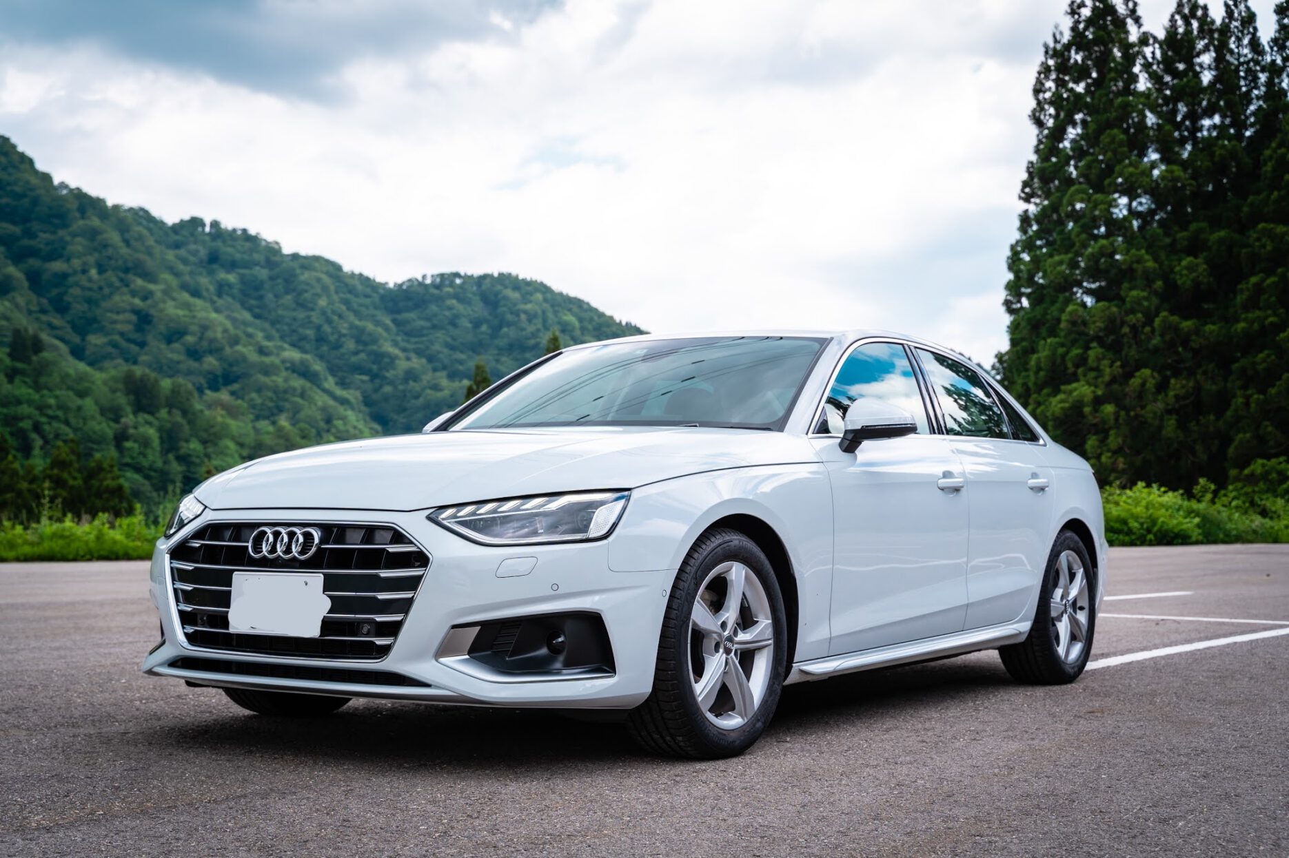 アウディ A4(B9) レビュー